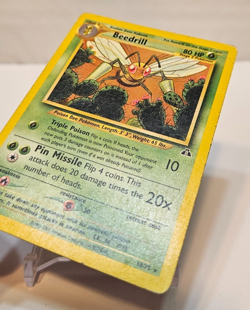 Beedrill 18/75 Rare Unlimited Neo Discovery Pokemon 1823 - Image 2