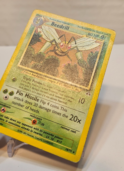 Beedrill 18/75 Rare Unlimited Neo Discovery Pokemon 1823 - Image 3