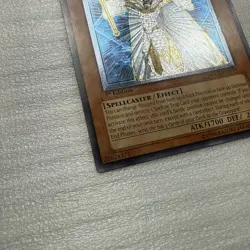 Lyla, Lightsworn Sorceress 1st Ed EU Print Ultimate LODT-EN019 Yu-Gi-Oh! - Image 2