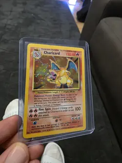Pokemon TCG Charizard Base Set 4/102 Holo Unlimited Holo Rare - Image 1