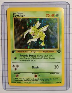 1st Edition Scyther - 1999 WOTC POKEMON - JUNGLE #10/64 - HOLO - FIRST EDITION - Image 1