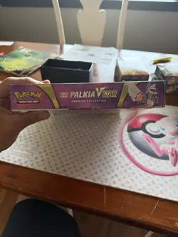 Pokemon Origin Forme Palkia VSTAR Premium Collection Box Sealed - Image 3