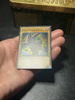 Yu-Gi-Oh! Dark Magician (YGLD-ENB02) Ultra Rare, 1st Edition - Image 3