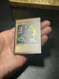 Yu-Gi-Oh! Dark Magician (YGLD-ENB02) Ultra Rare, 1st Edition - Image 4
