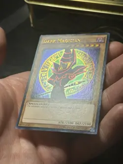 Yu-Gi-Oh! Dark Magician (YGLD-ENC09) - Image 2