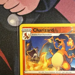 Pokemon TCG Charizard Vivid Voltage Holo Card 025/185 Reverse Holo Rare - Image 2