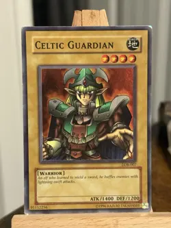 Celtic Guardian LOB-007 Super Rare Unlimited Played - Image 1