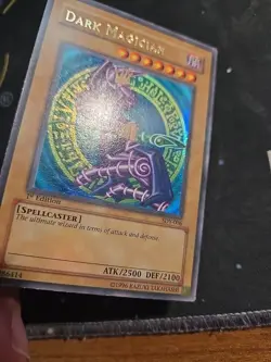 YuGiOh! Dark Magician SDY-006 1st Edition Ultra Rare MP HOLO BLEED - Image 3