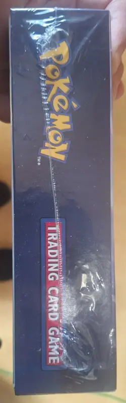 Original 1999 Pokemon Trading Card Game Starter Gift Box Sealed - Image 2