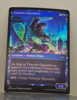 Foil - Futurist Operative (Showcase) - Kamigawa: Neon Dynasty - NEO - 333 - MTG - Image 1