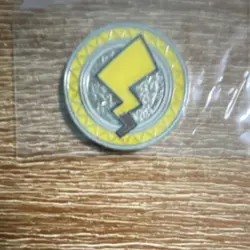 Nintendo Pokemon TCG Pikachu Metal Flip Coin Token Yellow/Silver CCG Coin 1pc - Image 4