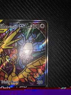 Pokemon TCG Hidden Fates Moltres & Zapdos & Articuno Stained Glass Promo NM! - Image 3