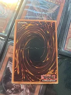 Blue Eyes White Dragon LOB-001 Ultra Rare - Image 3