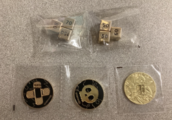 Pokemon Zacian Ultra Premium Collection Metal Coin,dice,poison And Burn Counter - Image 1