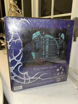MTG Stronghold Card Binder Magic the Gathering (Factory Sealed) - Image 3