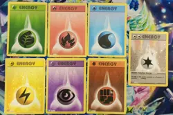 Pokemon - Trading Card Game Classic - All 7 Reverse Holographic Energy Cards NM - Image 1
