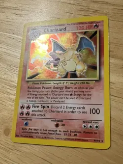 Pokemon TCG - Charizard 4/102 Base Set Holo Rare - Image 3