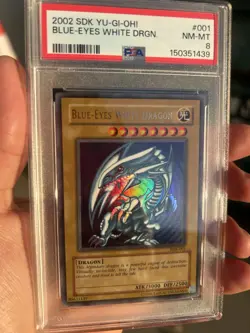 Yugioh Psa 8 Blue-Eyes White Dragon SDK-001 Starter Deck: Kaiba Unlimited - Image 1