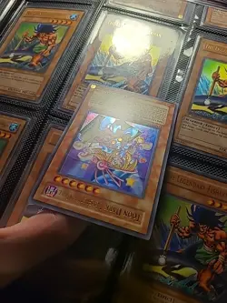 Yu-Gi-Oh Toon Dark Magician Girl JUMP-EN010 (Ultra Rare) Limited Edition - Image 3