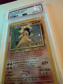 17/111 FR Typhlosion Holo Swirl Neo-Genesis Vintage Card - Image 2