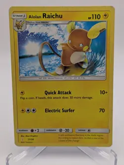 💥 Alolan Raichu 17/30 Sun Moon Alolan Raichu Trainer Kit Pokemon Card - Image 1