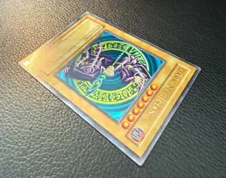 YUGIOH DARK MAGICIAN ULTRA RARE 1ST EDITION ASIAN ENGLISH SDY-006 NM - Image 3