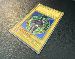 YUGIOH DARK MAGICIAN ULTRA RARE LEGEND OF BLUE EYES UNLIMITED LOB-005 NM - Image 4