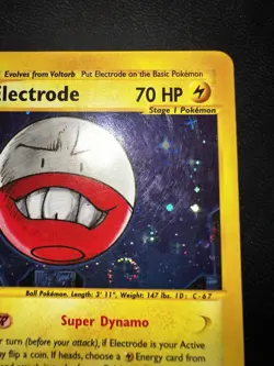 Pokemon TCG Electrode H7/H32 Aquapolis Holo - Image 2