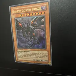 Yu-Gi-Oh! Red-Eyes Darkness Dragon SD1-EN001 Ultra Rare 1st Edition - Image 3