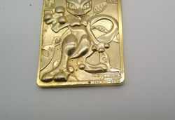 1999 Nintendo 23K Gold Plated Mewtwo Card Burger King Collectible - Image 2