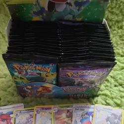 Pokemon Shining Fates VMAX Holo Shiny English + Display Box - Image 3