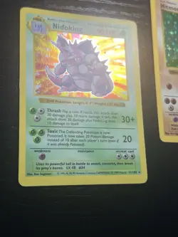 POKEMON 3 VINTAGE HOLOS SHADOWLESS CARDS LOT ( NIDOKING , HITMONCHAN , MACHAMP ) - Image 5
