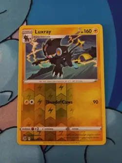 Luxray 093/264 - Pokemon Fusion Strike Reverse Holo, English - Image 1