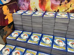 1000 CARD POKEMON TCG BULK LOT + 100 Holos (NM) 5 Guaranteed V/EX CARDS - Image 2