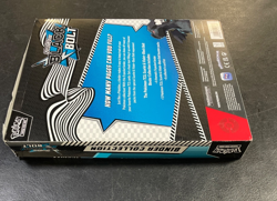 Pokemon TCG Scarlet & Violet Black Bolt Binder Collection Box - Image 5