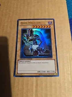 Yugioh! LP Dark Magician - DB1-EN102 - Ultra Rare - Unlimited Edition - Image 1