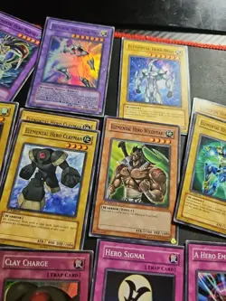 Elemental Hero Set -Yu- Gi-Oh 22 Card Bundle- Mix In Quality And Condition Lp-wp - Image 3