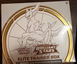 Pokemon TCG Sword & Shield Brilliant Stars Elite Trainer Box - 8 Packs (85012) - Image 1