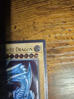 Yu-Gi-Oh ENHANCED Op28 Ultimate Rare Blue Eyes White Dragon - Image 3