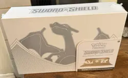 ULTRA-PREMIUM-COLLECTION CHARIZARD POKEMON SWORD & SHIELD 2022 ENGLISCH - Image 1