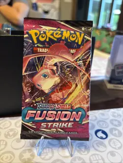 Pokemon TCG Fusion Strike Booster Pack - 10 Cards (Mew Art) Sealed New 820650809163 - Image 1