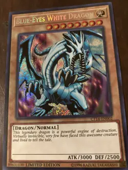 Blue-Eyes White Dragon - Image 1