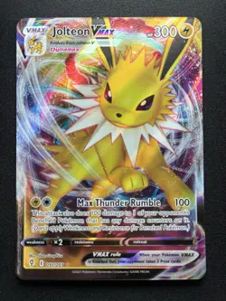 Pokemon: Jolteon V 051/203 Evolving Skies - Image 1