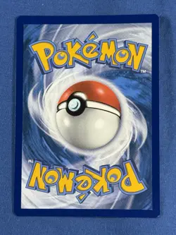 POKEMON CELEBRATIONS Pikachu 005/025 Full Art Holo B19 - Image 2