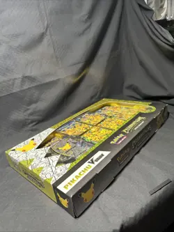 Pokemon TCG: Celebrations Special Collection Box Pikachu V-Union 820650809156 - Image 3
