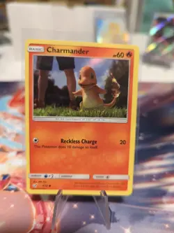 Pokemon Charmander 4/18 Holo - Detective Pikachu - NM - Image 1