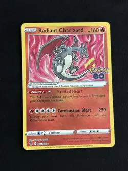 Radiant Charizard 011/078 Pokemon GO Holo - NM - Image 1