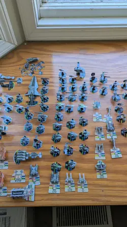 Star Wars PocketModel TCG HUGE LOT. Over 400 Ships and over 500 Cards. - Image 3