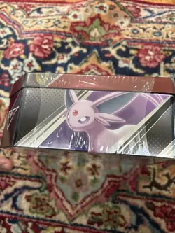 Pokemon TCG: V Heroes Tin - Umbreon V MINT - Image 3