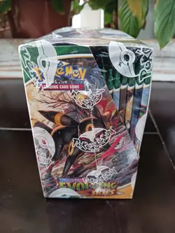 Pokemon TCG Sword & Shield Evolving Skies Booster Box - Image 2